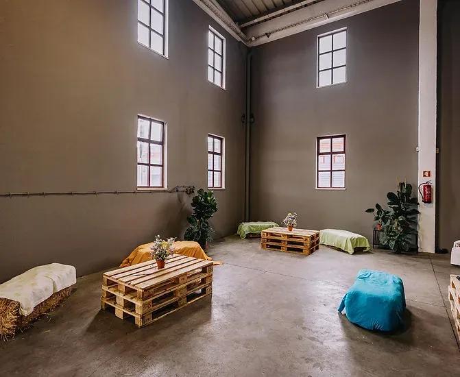 Into Bloom Lab — fotografia 1